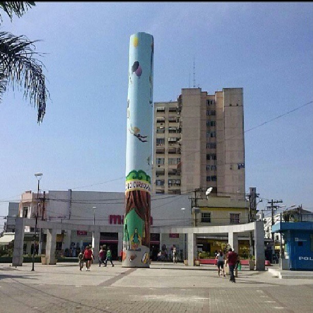 Bibliotecas / 2013 © simsaogoncalo.com.br