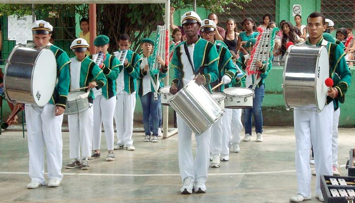 Alunos da Escola Estadual Leonor Franco Moreira