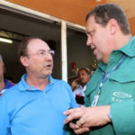 Prefeito Neilton Mulim (2013-2016) em conversas com Wagner Victer, então presidente da CEDAE.