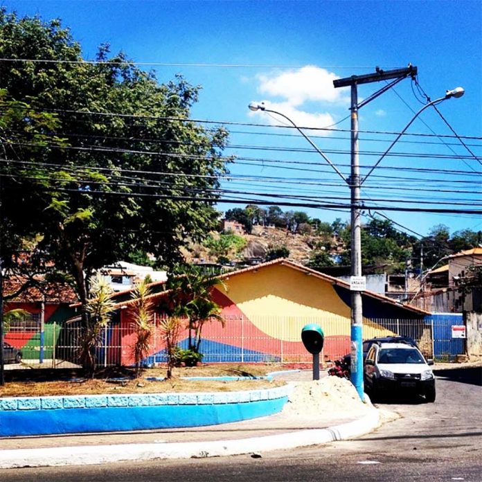 Tarcísio Bueno – Escola e Patrono