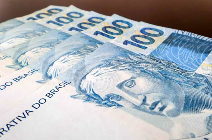 Dinheiro Público entre secretários, subsecretários e vereadores