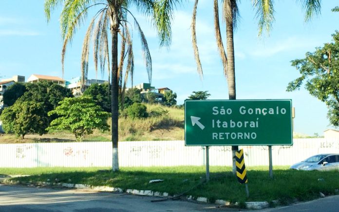 Entrada de São Gonçalo via BR-101 pelo Vila Lage
