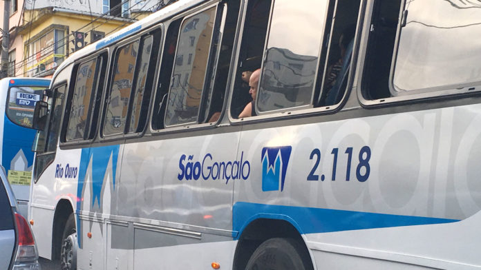 Ônibus com ar condicionado um sonho em São Gonçalo