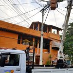 Políticos trocam lâmpadas por votos em São Gonçalo