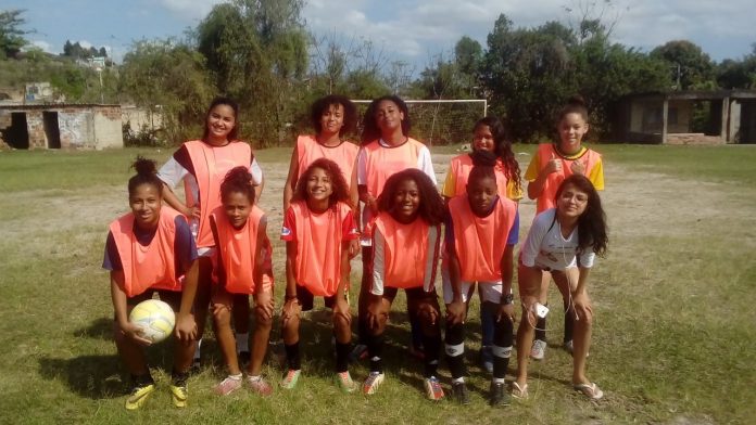 Futebol feminino em Santa Isabel