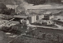 Cimentos Mauá, nesta foto de 1952, com um depósito situado em Guaxindiba, São Gonçalo,